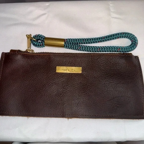 WILDWOOD OYSTER CO. LEATHER CLUTCH TEAL ROPE WRISTLET BROWN LEATHER WALLET POUCH